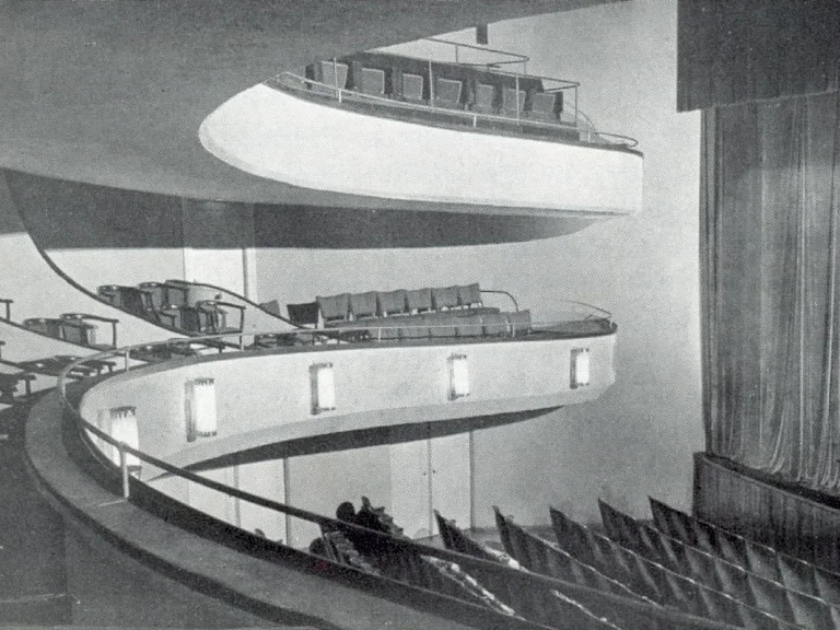 Thalia Theater Zuschauerraum nach Wiederherstellung 1946